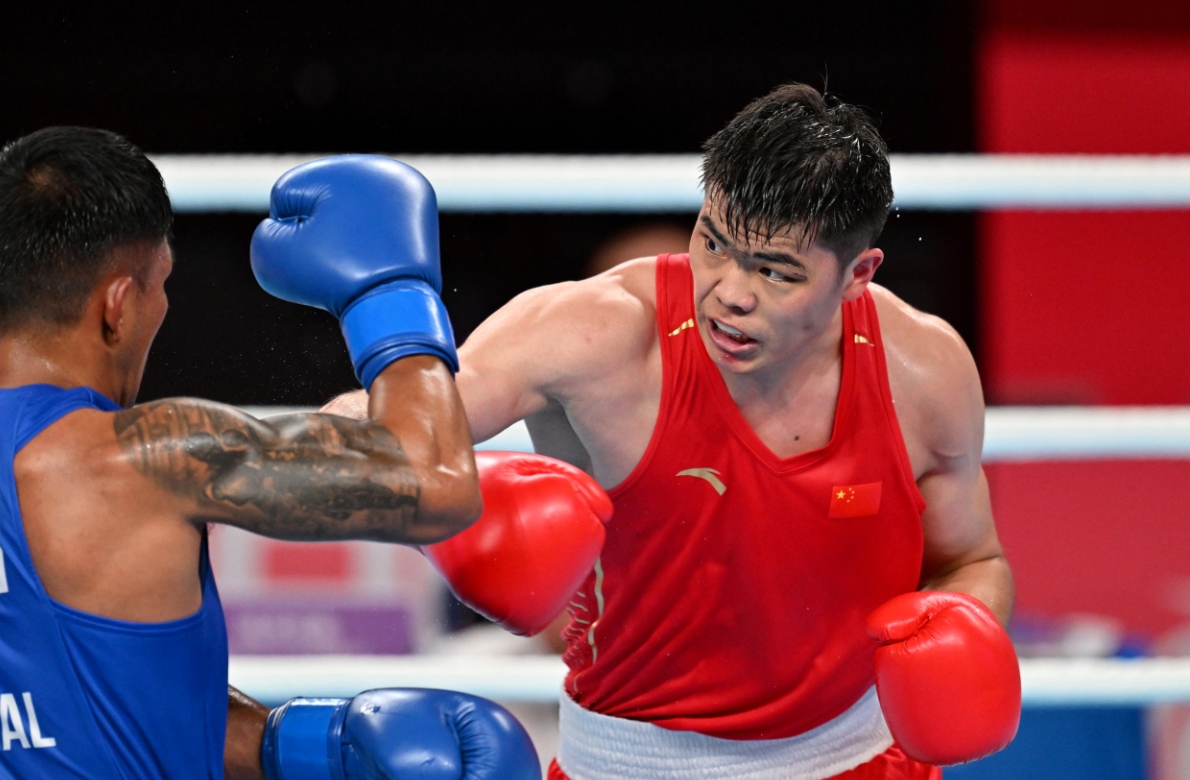 男子拳击冠军.jpg 男子拳击冠军.jpg