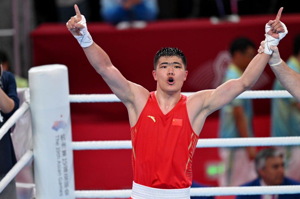 男子拳击冠军2.jpg 男子拳击冠军2.jpg