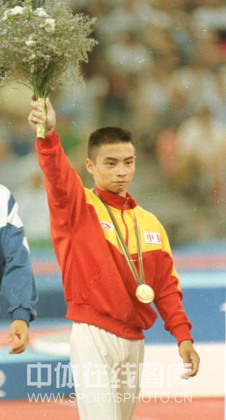 W_19920812gym51404160.jpg W_19920812gym51404160.jpg