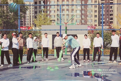 zgtyb1013004_004_01_b.jpg zgtyb1013004_004_01_b.jpg