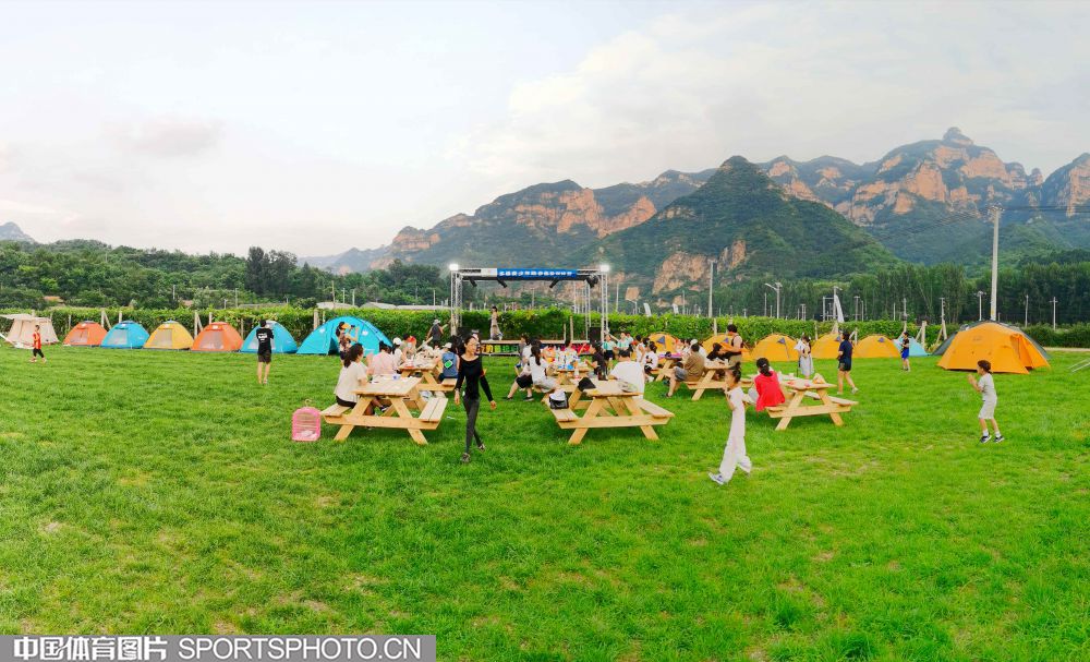 1223-户外2.jpg 1223-户外2.jpg